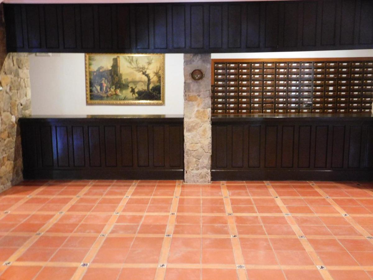 El Capricho Para Todos Arenas de San Pedro Ngoại thất bức ảnh